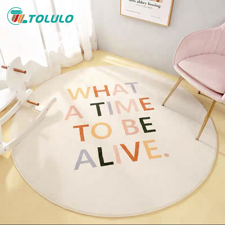 Varför dominerar mjuka barnmattor med hög lugg i moderna plantskolor